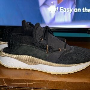 Puma Sneakers